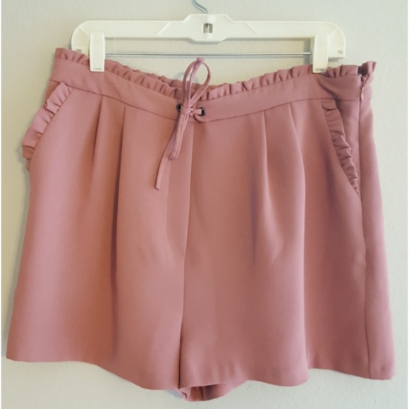 Topshop Pants - 3for$30 NWT Topshop Pink Ruffle Shorts Size 12